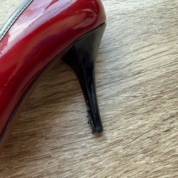 Enzo Angiolini Red and Gray Heels with Sleek Pointed Toe - Picture 4 of 13